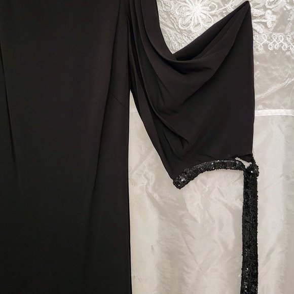 🌟Host Pick🌟 SEXIEST DRESS EVER! Badgley Mischka Collection, Black w/Sequins 4 - Picture 15 of 16